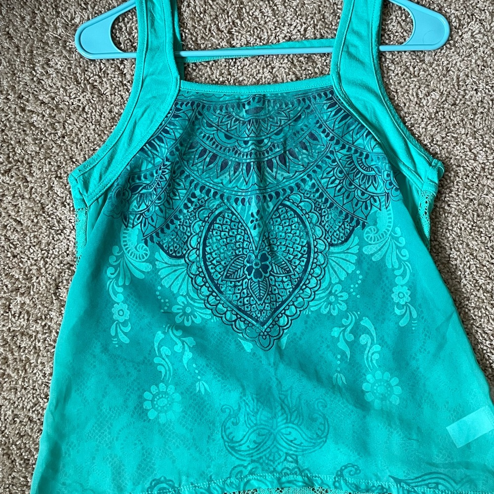 Vanity Tank Top - Picture 2 of 3